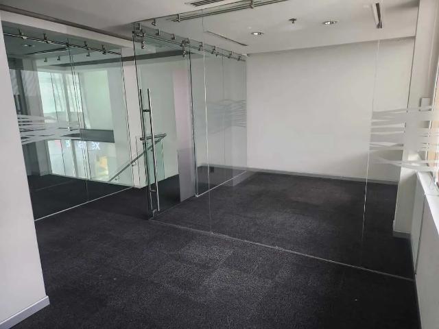 LOCAL COMERCIAL EN SANTA FE RENTA