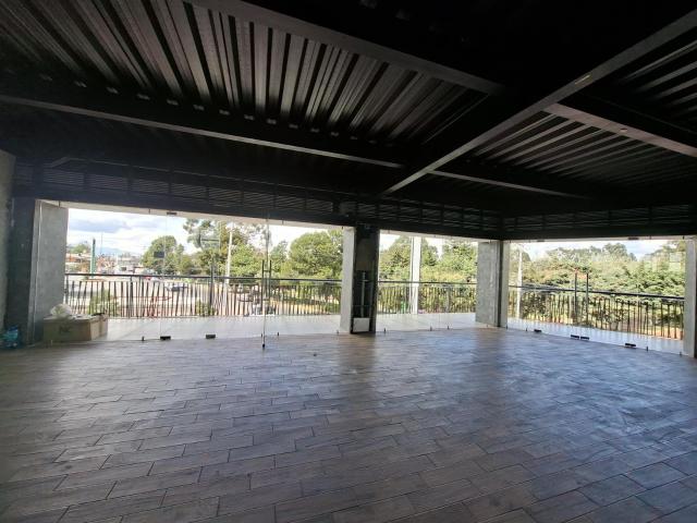 Local Comercial en planta baja, 65 metros de potencial