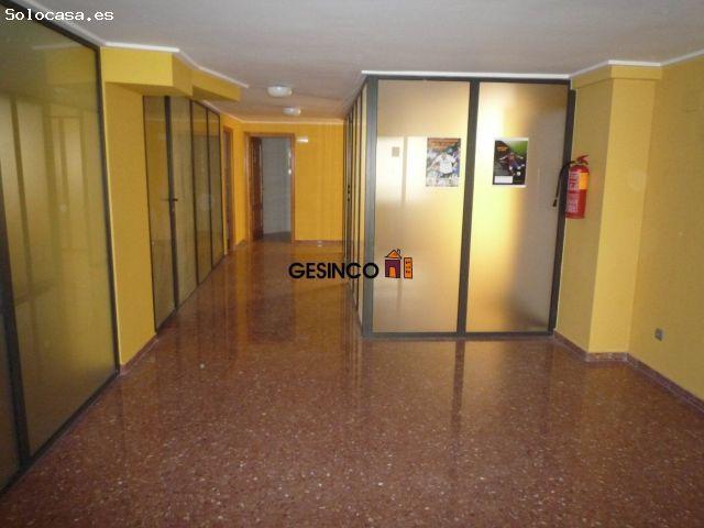LOCAL COMERCIAL EN PLANTA ENTRESUELO EN VENTA Y ALQUILER