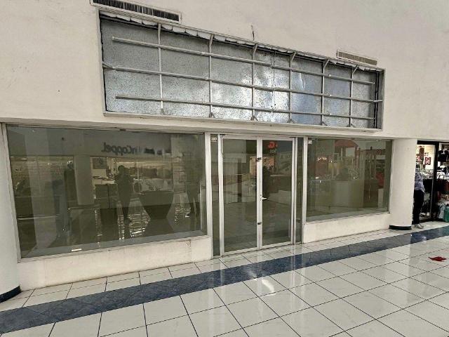Local Comercial en Plaza Noreada, Miguel Hidalgo, M?rida