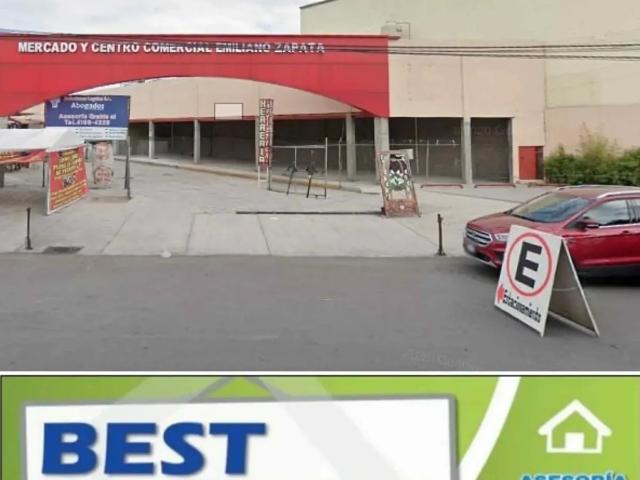 LOCAL COMERCIAL EN PLAZA SOBRE AVENIDA PRINCIPAL