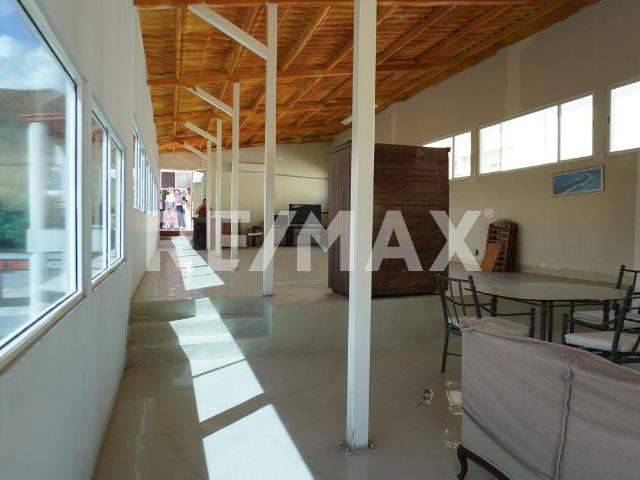 Local comercial en Plaza Remax, sobre Carretera Nacional en Monterrey