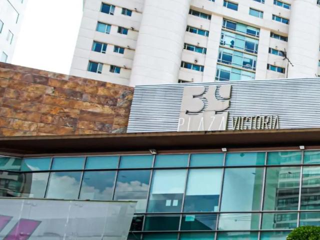 Local comercial en Plaza Victoria en la mejor ubicación de Interlomas