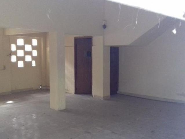 LOCAL COMERCIAL EN RENTA