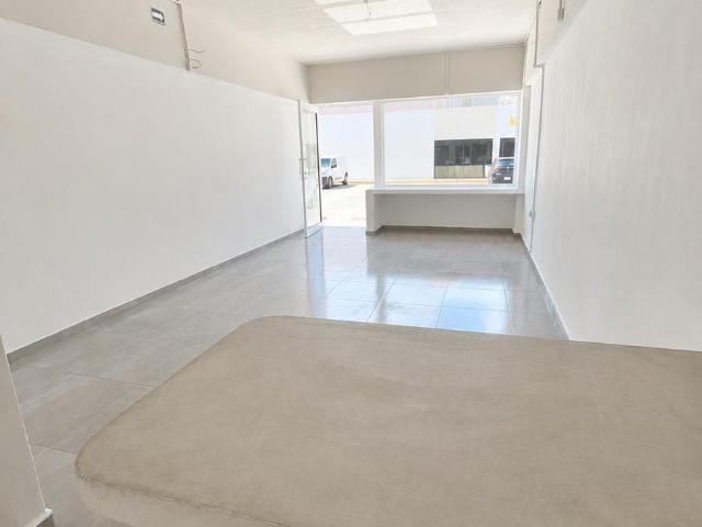 Local Comercial en Renta | 32 m? | Plaza Av. Kabah Canc?n