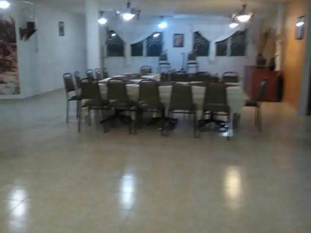 LOCAL COMERCIAL EN RENTA