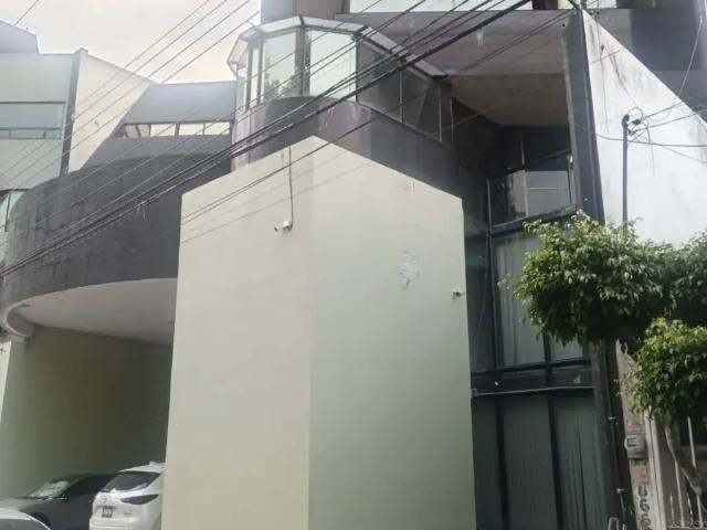 Local Comercial en Renta: Amplio Espacio en Las Reynas, Irapuato