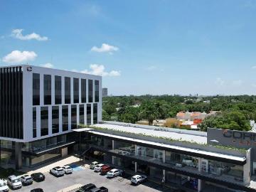 LOCAL COMERCIAL EN RENTA, AV. HUAYACAN, CANCUN, Q.ROO