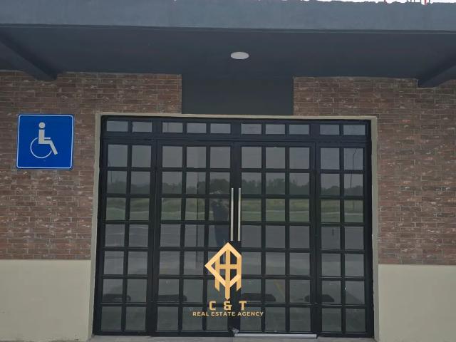 LOCAL COMERCIAL EN RENTA BLVD BICENTENARIO SALAMANCA GTO