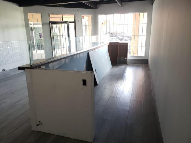 LOCAL COMERCIAL EN RENTA DE 100 M2, EN AV. PADRE KINO, TIJUANA B.C