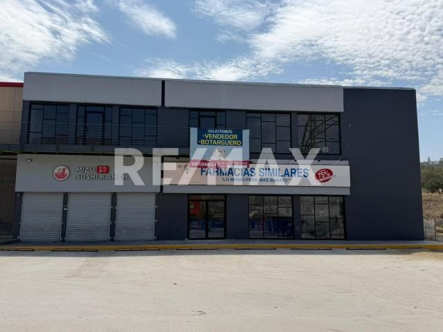 LOCAL COMERCIAL EN RENTA DE 100 M2, EN PLAZA EL FLORIDO, TIJUANA