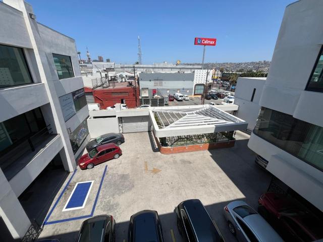 LOCAL COMERCIAL EN RENTA DE 218 M2, EN BLVD. DIAZ ORDAZ, TIJUANA