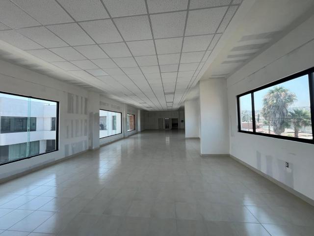 LOCAL COMERCIAL EN RENTA DE 218 M2, EN BLVD. DIAZ ORDAZ, TIJUANA