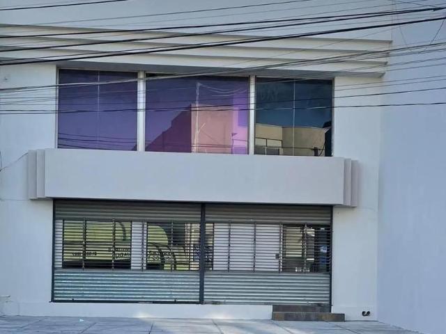 Local comercial en Renta en Contry