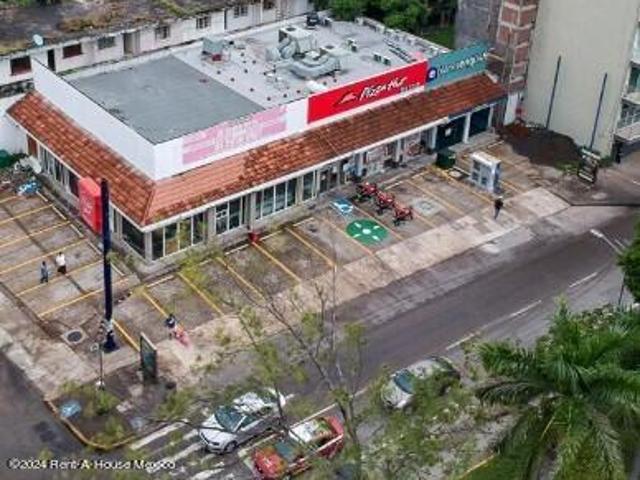 Local Comercial en Renta en Calle Iturbide, Adolfo Ruiz Cortinez RU 24 4555
