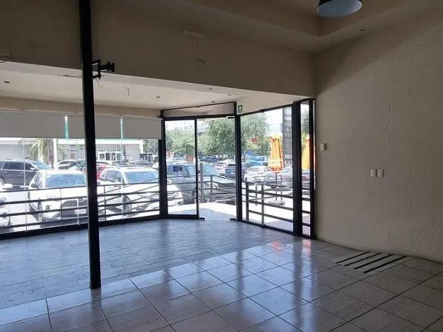 Local Comercial en renta en Centrito Valle, San Pedro Garza García