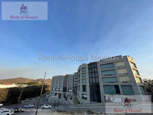 Local Comercial en Renta en Atizapan de Zaragoza, Hacienda de Valle Escondido AM. 26 3093