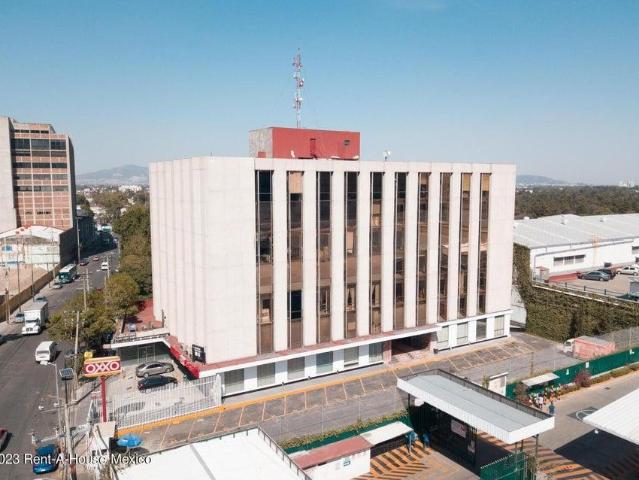 Local Comercial en Renta en Avenida Ingenieros Militares, Argentina Poniente RU 24 1191