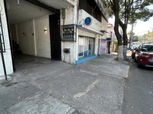 Local comercial en renta en Avenida Insurgentes