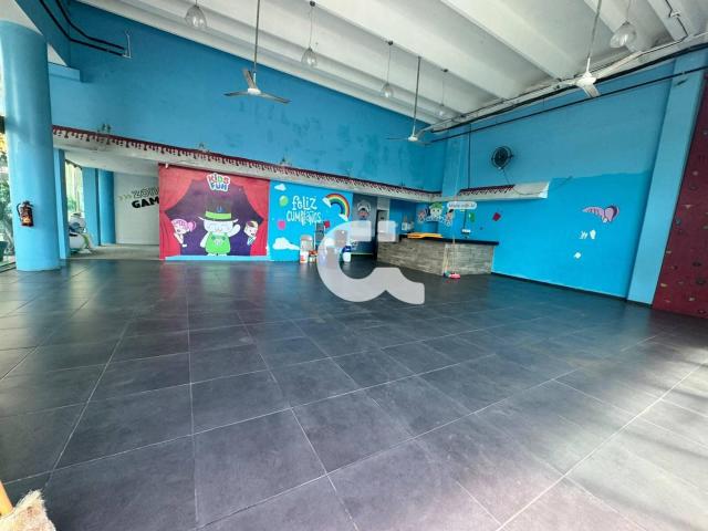 Local Comercial En Renta En Galeria Infinity