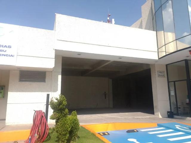 Local Comercial en Renta en Gasolinera de San Salvador Tizatlalli, Metepec