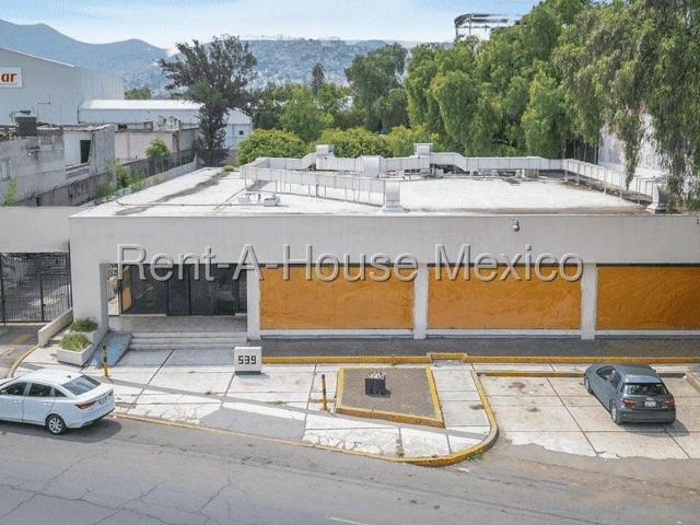 Local Comercial en Renta en Ecatepec de Morelos, Santa Maria Tulpetlac MA 26 646
