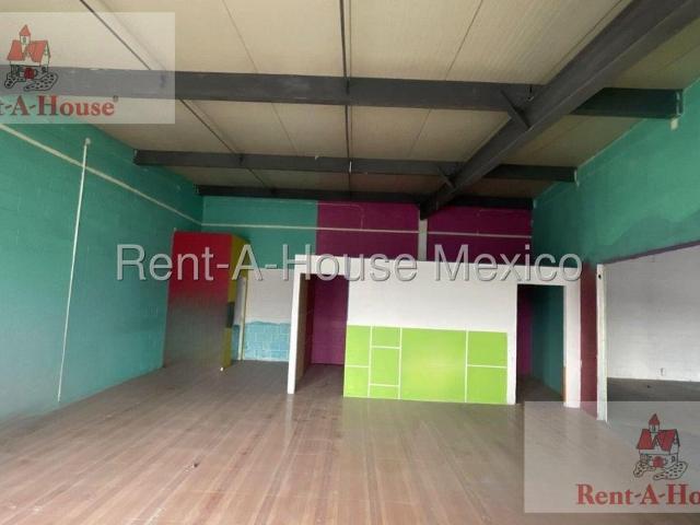 Local Comercial en Renta en Huehuetoca, URBI Villa del Rey RT 26 3098