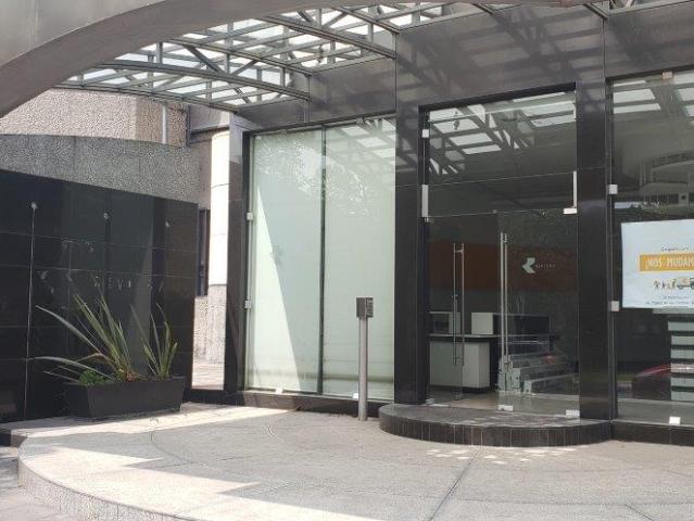 Local Comercial en renta en Lomas de Chapultepec de 483 m2 con elevador privado y seguridad 24 hrs