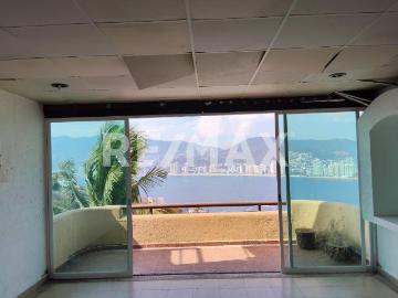 LOCAL COMERCIAL EN RENTA EN LA ESCENICA EN ACAPULCO