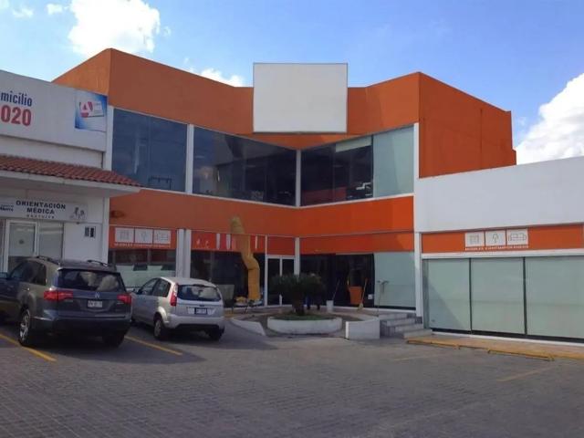 LOCAL COMERCIAL EN RENTA CUMBRES 2DO SECTOR
