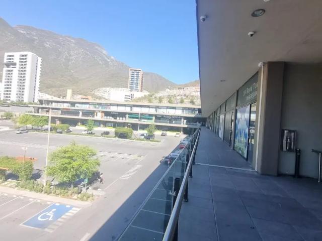 Local Comercial en Renta en San Jerónimo, Monterrey