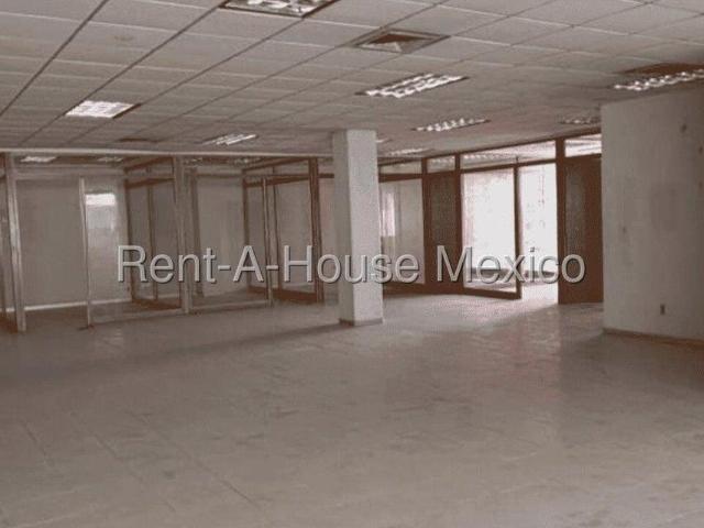 Local Comercial en Renta en Santa Maria Tulpetlac, Ecatepec de Morelos JL 26 646