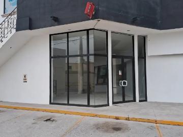 Local Comercial en Renta en Plaza Comercial de San Patricio, Saltillo