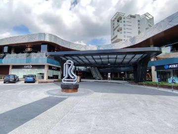 LOCAL COMERCIAL EN RENTA EN PLAZA RIONA, VÍA ATLIXCÁYOTL