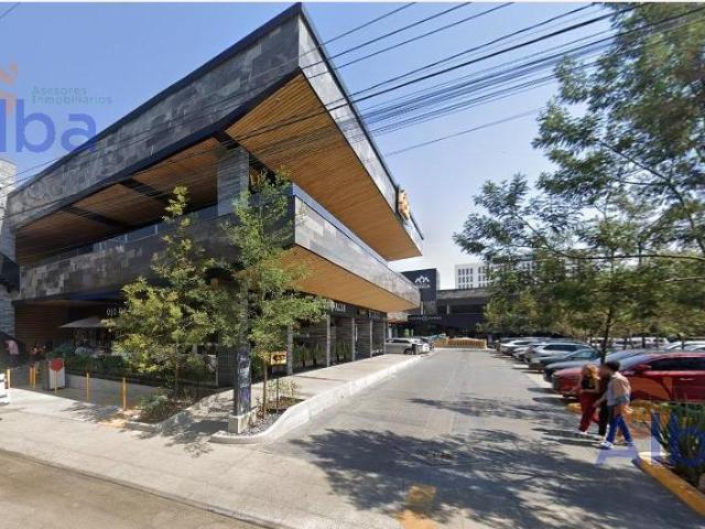 LOCAL COMERCIAL EN RENTA EN PLAZA TRIBECA EN AV. INDEPENDENCIA