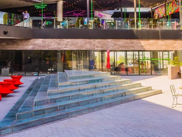 Local comercial en renta en Puerta de Hierro en Monterrey