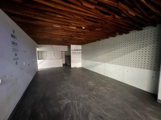 Local Comercial en Renta en una Plaza en Interlomas