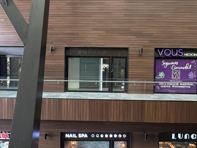 Local comercial en renta en Valle Alto en Monterrey