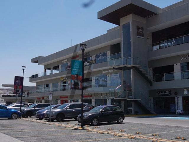 LOCAL COMERCIAL EN RENTA EN XENTRIC MIRADOR