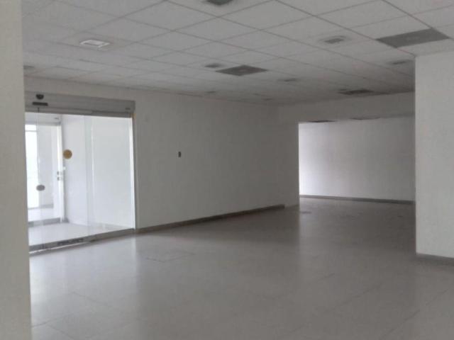 LOCAL COMERCIAL EN RENTA EL SANTUARIO IZTAPALAPA ?Gran visibilidad!