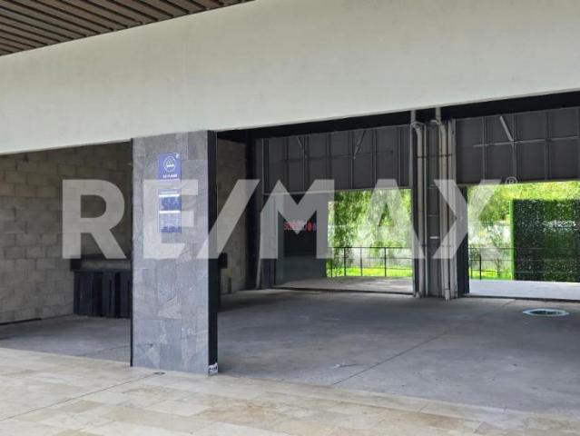 Local Comercial en Renta Epic Center San Juan del Rio Querétaro