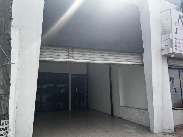 Local Comercial en Renta ? Excelente Ubicaci?n sobre Avenida Principal