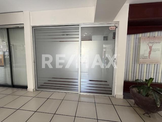 Local comercial en renta, Jardines de Satelite, Naucalpan, Estado de México
