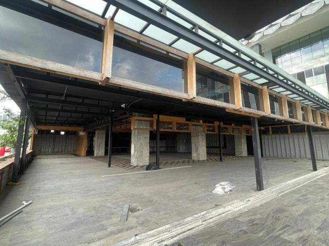 LOCAL COMERCIAL EN RENTA LOBBY 33