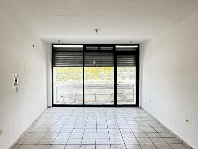 LOCAL COMERCIAL EN RENTA SOBRE AV. LINCOLN ? MONTERREY, NL