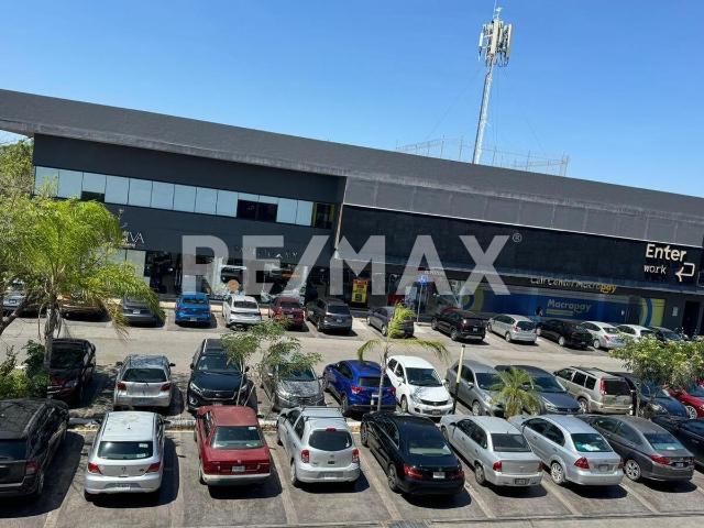 Local comercial en renta sobre Av. Yucatán