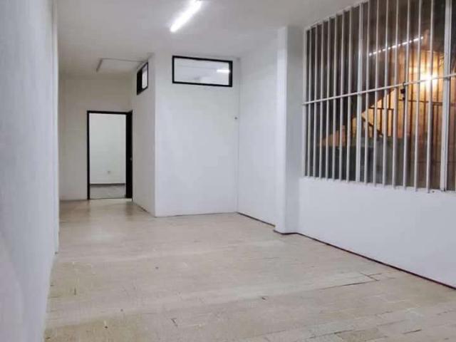Local comercial en renta sobre bulevar la luz