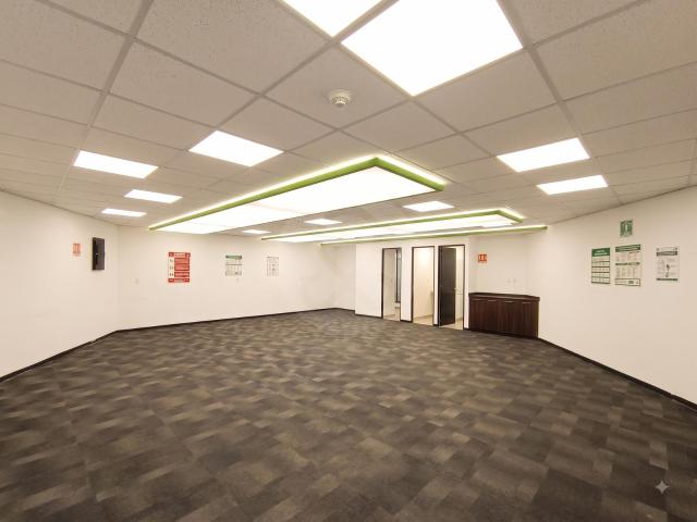 Local Comercial en Renta ? Santa M?nica ? 131 m? ? Planta Baja