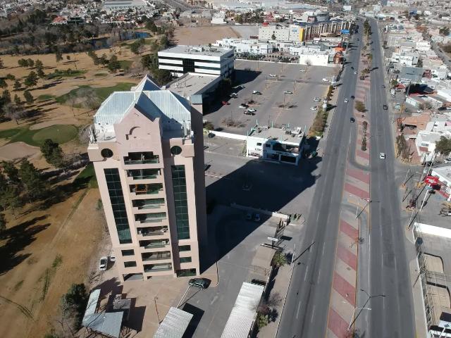 LOCAL COMERCIAL EN RENTA, SEGUNDA PLANTA, TORRES CAMPESTRE, BLVD. TOMÁS FERNÁNDEZ, CD. JUÁREZ, CHIH