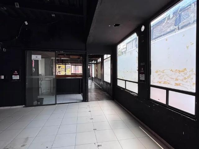 Local Comercial en Renta – Segundo Nivel | Av. Insurgentes Sur, Tlalpan Centro